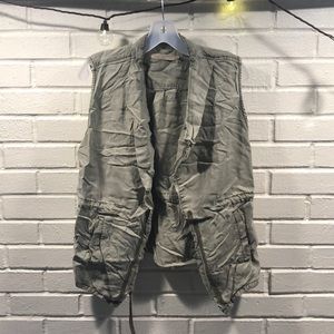 Cute army green vest